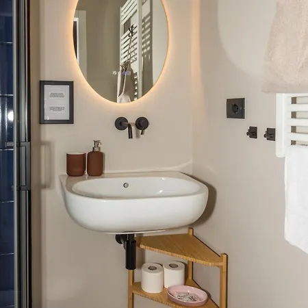 Le Di Marta - Porta Susa Pink تورينو