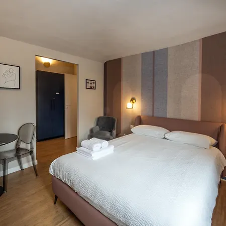 Le Di Marta - Porta Susa Pink تورينو