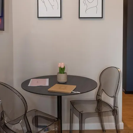 Le Di Marta - Porta Susa Pink Apartment Turin
