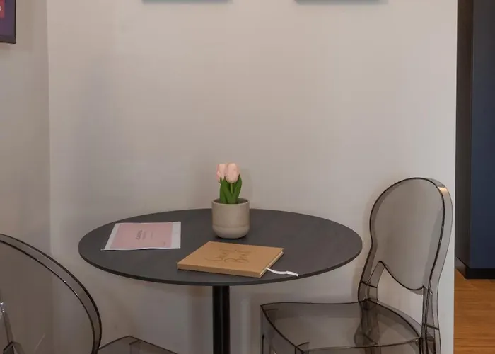 Le Di Marta - Porta Susa Pink شقة تورينو